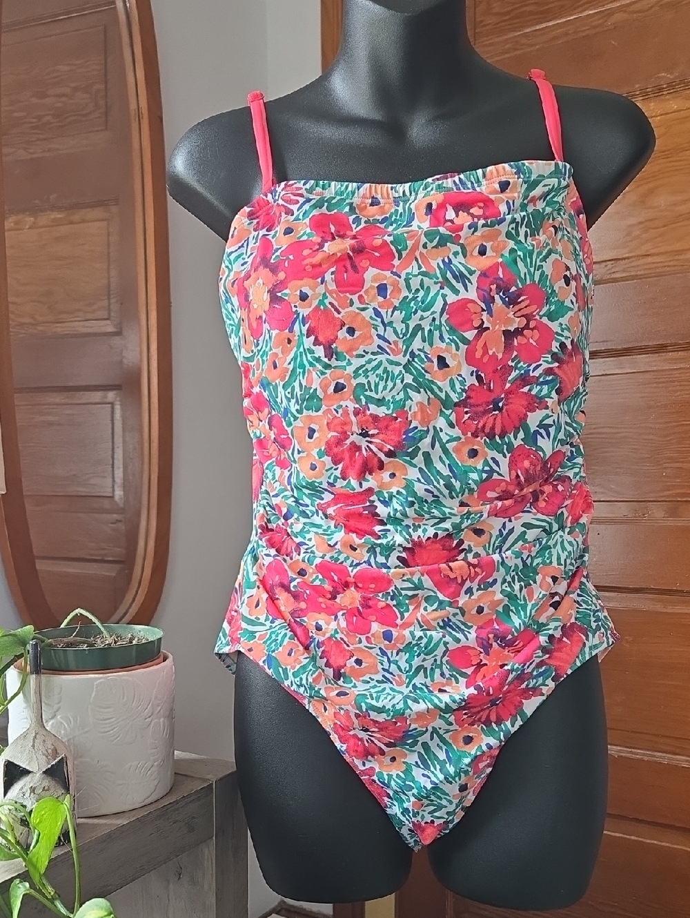 L.L.Bean Spring Floral Strapless Ruched One-Piece Swimsuit US 14
